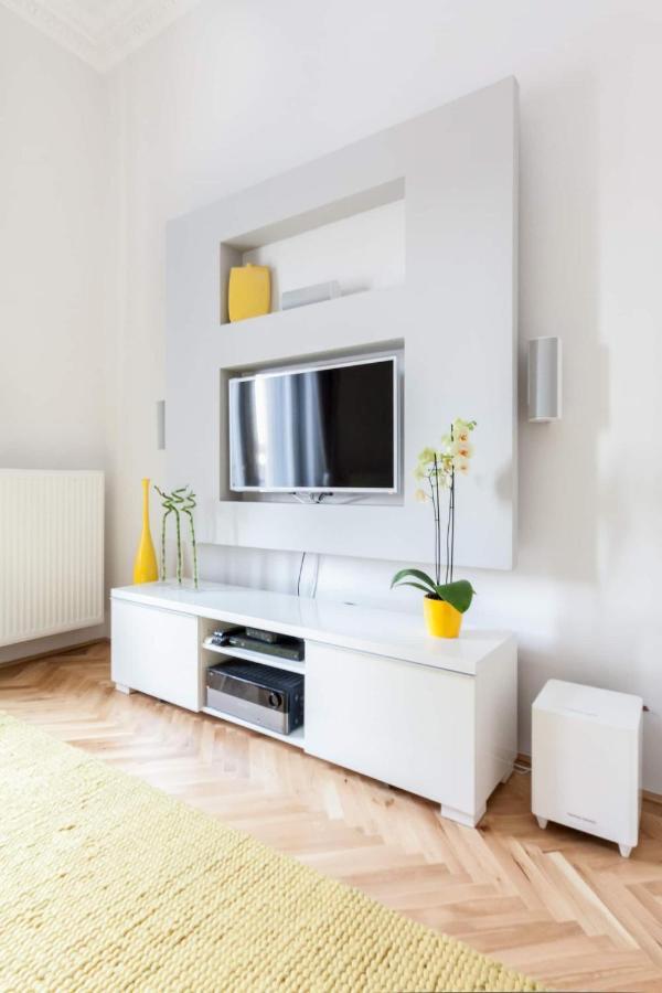 Apartment Bpr Sophisticated Astoria With Balcony Budapest