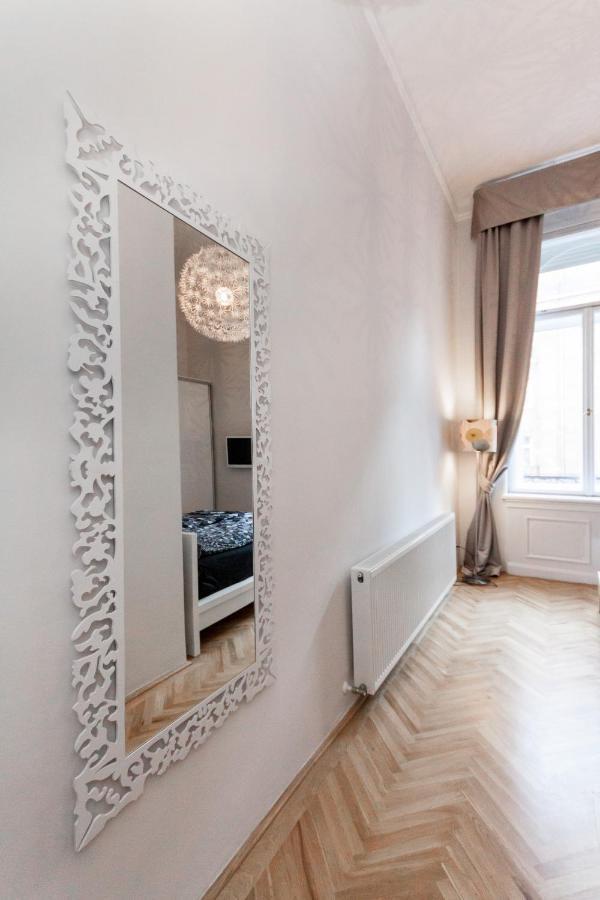 Apartment Bpr Sophisticated Astoria With Balcony Budapest